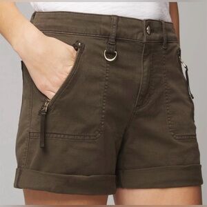 16 WHBM White House black market pret a play mid rise shorts sergeant green